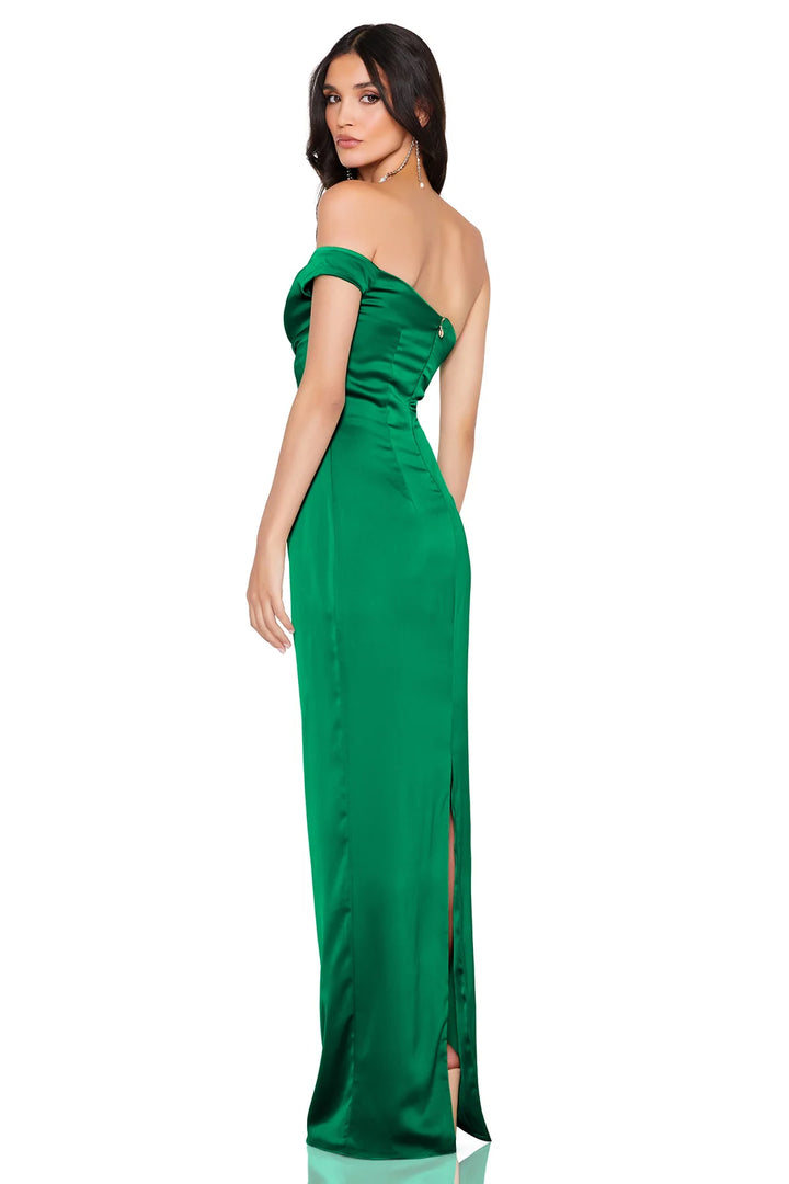 PALLISADE GOWN