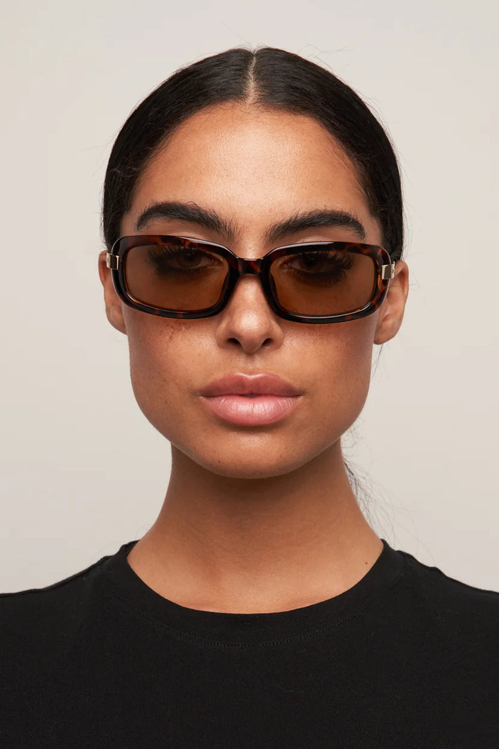 Delilah Tortoiseshell Sunglasses in brown