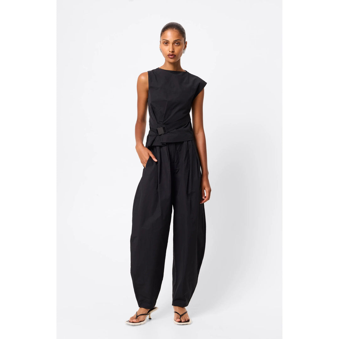 Cove black top
