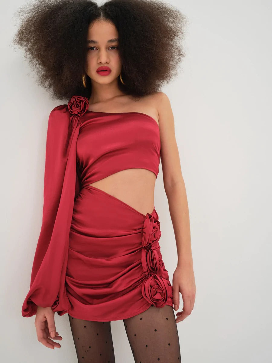 Mila red sweetheart puff sleeve mini dress