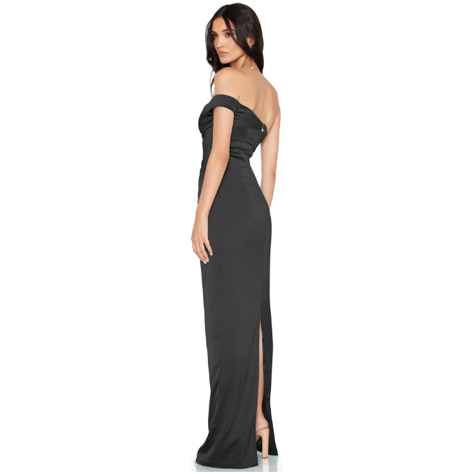 PALLISADE GOWN